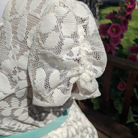 My Michelle lace dress size 7 - Picture 7 of 7